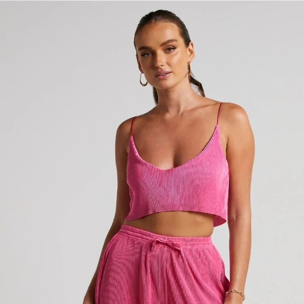 Showpo ELOWEN PLISSE CROP Top Pink Size US 8 NWT